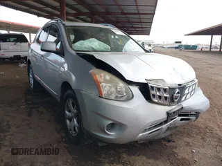 2011 Nissan Rogue S z VIN JN8AS5MT4BW183813, wystawiony jako IAAI lot #41264966 z przebiegiem 110 637 mil mil oraz . Historia ofert i sprzedaży dostępna na DreamBid. Obrazek 1.