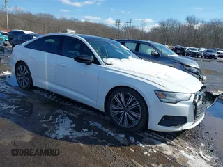 2021 Audi A6 Premium z VIN WAUD3AF29MN102961, wystawiony jako IAAI lot #41543105 z przebiegiem 77 260 mil mil oraz . Historia ofert i sprzedaży dostępna na DreamBid. Obrazek 1.