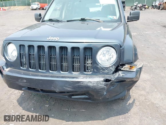 2008 Jeep Patriot Sport with VIN 1J8FF28W48D588723, listed as a IAAI auction lot 42394617 with 112,266 mi miles and . Bid and sale history available at DreamBid. Image 6.