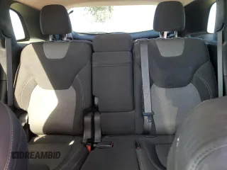 2015 Jeep Cherokee Sport with VIN 1C4PJLAB7FW762115, listed as a Copart auction lot 61613335 with 150,650 mi miles and Salvage title. Bid and sale history available at DreamBid. Image 10.