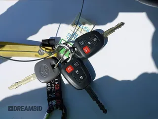 2018 Toyota Highlander LE с VIN 5TDBZRFH2JS499320, выставлен на аукционе IAAI как лот 42099889 с пробегом 642 396 миль миль и . История ставок и продаж доступна на DreamBid. Изображение 11.