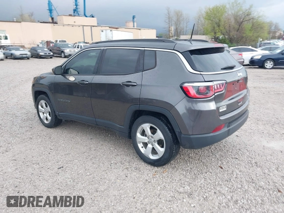 2018 Jeep Compass Latitude with VIN 3C4NJCBB3JT377011, listed as a IAAI auction lot 41886466 with 94,361 mi miles. Bid and sale history available at carsss.com. Image 3.