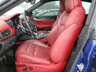 2018 Maserati Levante S GranSport z VIN ZN661YUS9JX285547, wystawiony jako Copart lot #46831575 z przebiegiem 60 369 mil mil oraz Czysty tytuł • Clean title. Historia ofert i sprzedaży dostępna na DreamBid. Obrazek 7.