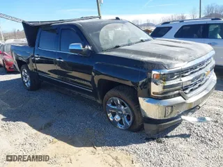 2017 Chevrolet Silverado 1500 LTZ with VIN 3GCUKSEJ6HG495014, listed as a IAAI auction lot 41672047 with 92,262 mi miles. Bid and sale history available at carsss.com. Image 1.
