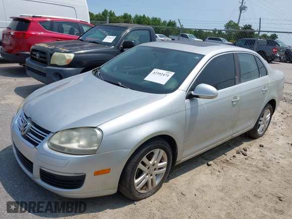 2007 Volkswagen Jetta 2.5 with VIN 3VWSF71K97M093153, listed as a IAAI auction lot 42392471 with 228,039 mi miles and . Bid and sale history available at DreamBid. Image 14.