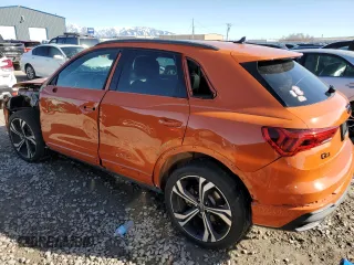 2024 Audi Q3 S line Premium Plus z VIN WA1EECF30R1041689, wystawiony jako Copart lot #48079875 z przebiegiem 12 668 mil mil oraz Szkody całkowita. Historia ofert i sprzedaży dostępna na DreamBid. Obrazek 2.