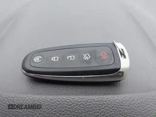 2011 Ford Edge Limited с VIN 2FMDK3KC5BBB47917, выставлен на аукционе IAAI как лот 42213267 с пробегом 165 847 миль миль и . История ставок и продаж доступна на DreamBid. Изображение 11.