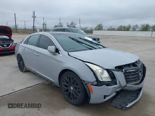 2013 Cadillac XTS Luxury with VIN 2G61P5S38D9213426, listed as a IAAI auction lot 41098261 with Not Provided miles. Bid and sale history available at carsss.com. Image 1.