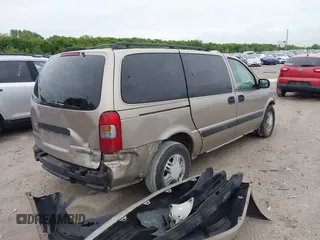 2001 Chevrolet Venture LS Y3G Mobility z VIN 1GNDX03E81D258661, wystawiony jako IAAI lot #42247081 z przebiegiem 305 488 mil mil oraz . Historia ofert i sprzedaży dostępna na DreamBid. Obrazek 4.