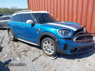 2024 MINI Countryman Cooper S with VIN WMZ53BR06R3S07175, listed as a IAAI auction lot 41974692 with 16,827 mi miles. Bid and sale history available at carsss.com. Image 1.