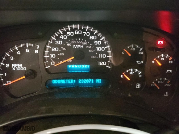 2004 Chevrolet Silverado 1500 Crew Cab LT with VIN 2GCEK13T141413969, listed as a Copart auction lot 81311114 with 232,071 mi miles and Salvage Title. Bid and sale history available at carsss.com. Image 9.