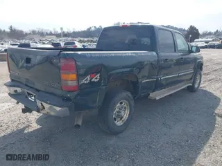 2002 Chevrolet Silverado 2500HD LS with VIN 1GCHK23UX2F195466, listed as a IAAI auction lot 41671952 with 238,184 mi miles. Bid and sale history available at carsss.com. Image 4.