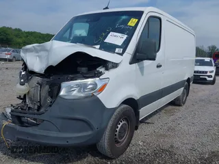 2022 Mercedes-Benz Sprinter Cargo с VIN W1Y70BGY9NT088053, выставлен на аукционе IAAI как лот 42481749 с пробегом Не указан миль и . История ставок и продаж доступна на DreamBid. Изображение 2.