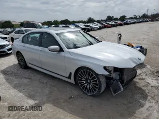 2018 BMW 7 Series 740e xDrive iPerformance with VIN WBA7J2C57JG938209, listed as a Copart auction lot 41841513 with 45,578 mi miles. Bid and sale history available at carsss.com. Image 4.