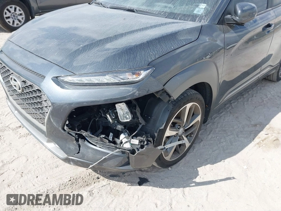 2021 Hyundai Kona Limited with VIN KM8K33A56MU662901, listed as a IAAI auction lot 41553810 with 35,304 mi miles. Bid and sale history available at carsss.com. Image 6.
