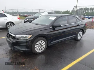2020 Volkswagen Jetta S z VIN 3VWCB7BU0LM054526, wystawiony jako IAAI lot #42102027 z przebiegiem 75 780 mil mil oraz . Historia ofert i sprzedaży dostępna na DreamBid. Obrazek 19.
