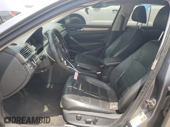 2014 Volkswagen Passat Wolfsburg Edition with VIN 1VWAT7A33EC066817, listed as a Copart auction lot 60502745 with 183,263 mi miles and Salvage title. Bid and sale history available at DreamBid. Image 7.