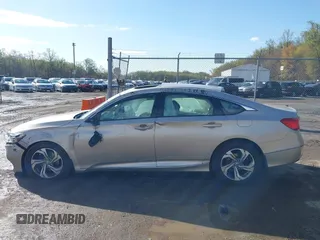 2018 Honda Accord EX-L z VIN 1HGCV1F52JA042612, wystawiony jako IAAI lot #41974075 z przebiegiem 75 569 mil mil oraz . Historia ofert i sprzedaży dostępna na DreamBid. Obrazek 13.