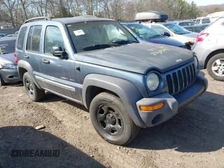 2002 Jeep Liberty Sport with VIN 1J4GL48KX2W319774, listed as a IAAI auction lot 41907101 with Not Provided miles. Bid and sale history available at carsss.com. Image 1.
