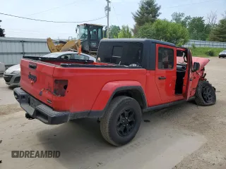 2022 Jeep Gladiator Texas Trail with VIN 1C6HJTAGXNL135397, listed as a Copart auction lot 59975665 with 111,849 mi miles and Non repairable. Bid and sale history available at DreamBid. Image 3.