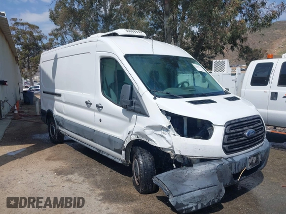 2017 Ford Transit with VIN 1FTYR2CM6HKA14519, listed as a IAAI auction lot 42055143 with 75,980 mi miles. Bid and sale history available at carsss.com. Image 1.