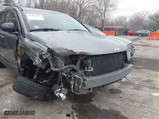 2014 Jeep Compass Sport with VIN 1C4NJCBA6ED551995, listed as a IAAI auction lot 41539536 with 185,130 mi miles. Bid and sale history available at carsss.com. Image 6.