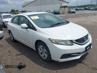 2013 Honda Civic LX z VIN 2HGFB2F52DH515815, wystawiony jako IAAI lot #42379435 z przebiegiem 242 268 mil mil oraz . Historia ofert i sprzedaży dostępna na DreamBid. Obrazek 1.