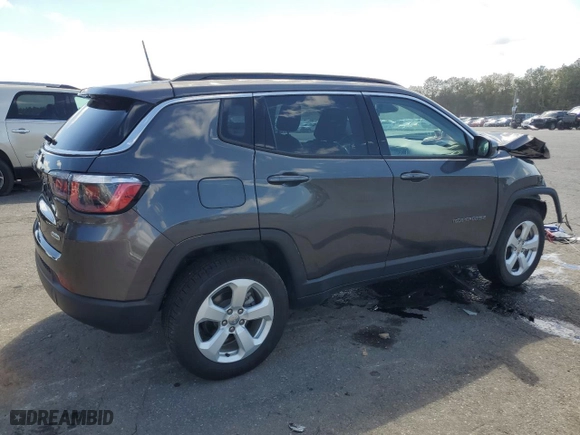 2019 Jeep Compass Latitude with VIN 3C4NJDBB8KT806912, listed as a Copart auction lot 49616585 with 36,970 mi miles and Salvage Title. Bid and sale history available at carsss.com. Image 3.