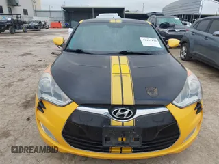 2013 Hyundai Veloster w/Black Int with VIN KMHTC6AD4DU167576, listed as a IAAI auction lot 41491479 with 90,033 mi miles and . Bid and sale history available at DreamBid. Image 12.