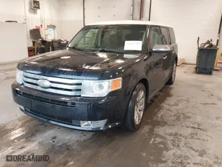 2009 Ford Flex Limited with VIN 2FMEK63C89BA19539, listed as a IAAI auction lot 41872745 with 224,422 mi miles. Bid and sale history available at carsss.com. Image 2.