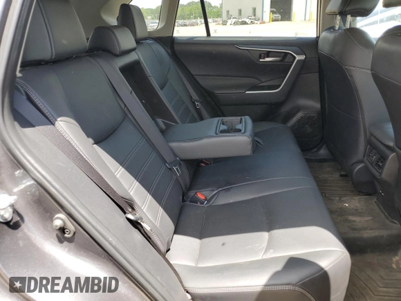 2024 Toyota RAV4 XLE Premium z VIN 2T3C1RFV3RW344089, wystawiony jako Copart lot #61747485 z przebiegiem 18 447 mil mil oraz Szkoda całkowita • Salvage title. Historia ofert i sprzedaży dostępna na DreamBid. Obrazek 11.