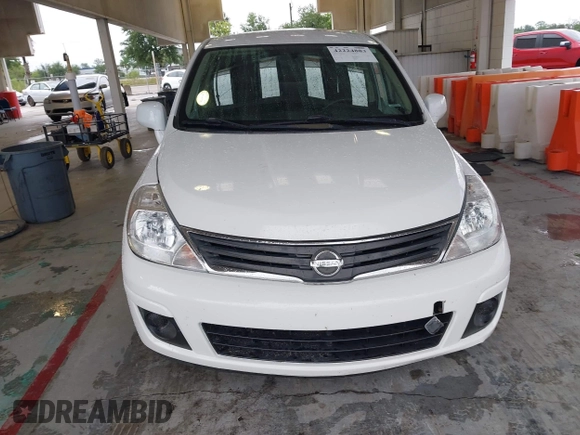 2010 Nissan Versa S с VIN 3N1BC1AP8AL391813, выставлен на аукционе IAAI как лот 42224883 с пробегом 103 839 миль миль и . История ставок и продаж доступна на DreamBid. Изображение 13.