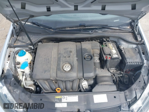 2013 Volkswagen Golf w/Conv with VIN WVWDB7AJ5DW135571, listed as a IAAI auction lot 41842962 with 170,198 mi miles and . Bid and sale history available at DreamBid. Image 10.