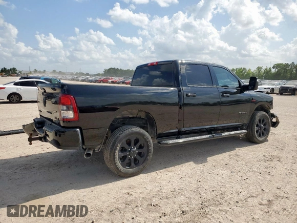 2024 Ram 2500 Big Horn with VIN 3C6UR5DL3RG119413, listed as a Copart auction lot 62002235 with 33,197 mi miles and Salvage title. Bid and sale history available at DreamBid. Image 3.