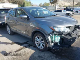 2017 Nissan Rogue S z VIN JN1BJ1CP5HW010376, wystawiony jako IAAI lot #41960105 z przebiegiem 102 608 mil mil oraz . Historia ofert i sprzedaży dostępna na DreamBid. Obrazek 1.