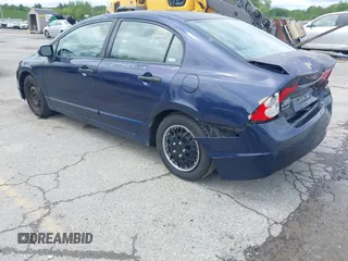 2009 Honda Civic DX-VP z VIN 2HGFA16329H512240, wystawiony jako IAAI lot #42310986 z przebiegiem 212 760 mil mil oraz . Historia ofert i sprzedaży dostępna na DreamBid. Obrazek 3.