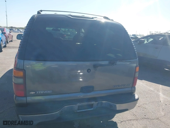 2002 Chevrolet Tahoe LT with VIN 1GNEC13ZX2R224413, listed as a IAAI auction lot 41818623 with 157,509 mi miles. Bid and sale history available at carsss.com. Image 16.