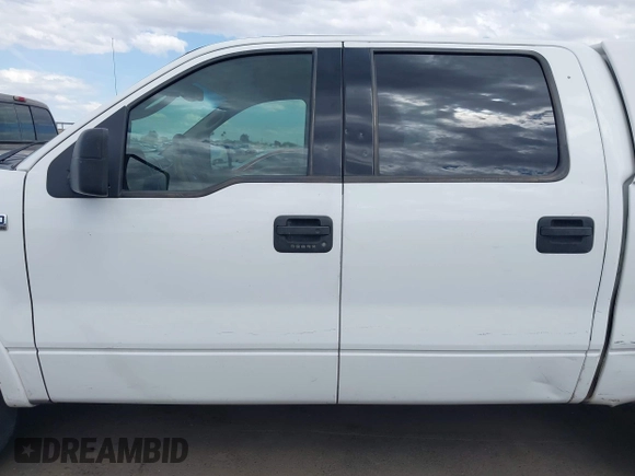2004 Ford F-150 XLT with VIN 1FTPW125X4KC36046, listed as a IAAI auction lot 42042105 with 280,421 mi miles. Bid and sale history available at carsss.com. Image 15.