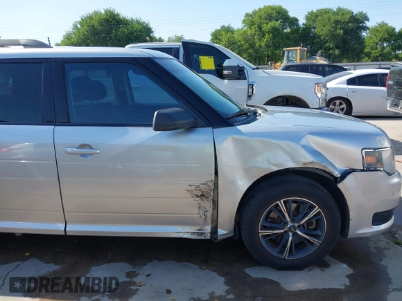 2013 Ford Flex SE z VIN 2FMGK5B88DBD11247, wystawiony jako IAAI lot #41979831 z przebiegiem 102 211 mil mil oraz . Historia ofert i sprzedaży dostępna na DreamBid. Obrazek 6.