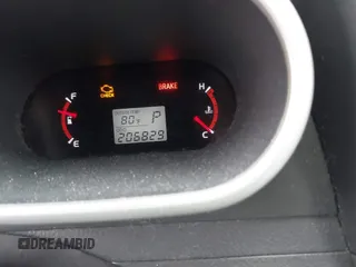 2009 Toyota Matrix with VIN 2T1KU40E69C062036, listed as a IAAI auction lot 41874531 with 206,829 mi miles and . Bid and sale history available at DreamBid. Image 7.
