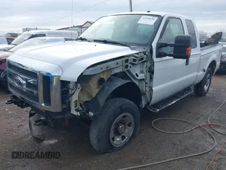 2008 Ford Super Duty F-250 SRW XL with VIN 1FTSX21518EC75966, listed as a IAAI auction lot 41958086 with 187,120 mi miles. Bid and sale history available at carsss.com. Image 2.