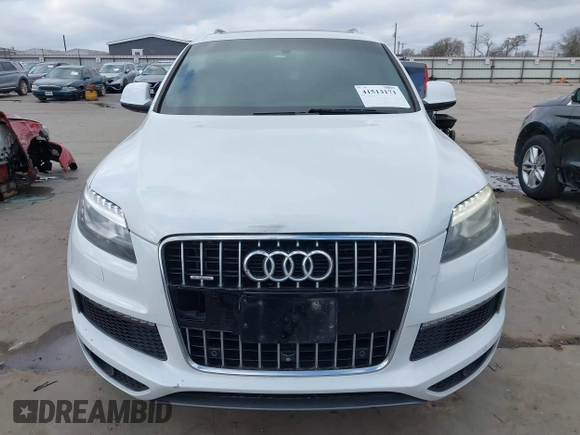 2015 Audi Q7 S line Prestige z VIN WA1DGAFE4FD031348, wystawiony jako IAAI lot #41513171 z przebiegiem 139 013 mil mil oraz . Historia ofert i sprzedaży dostępna na DreamBid. Obrazek 12.