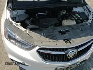 2018 Buick Encore Essence z VIN KL4CJCSB5JB637900, wystawiony jako Copart lot #55691705 z przebiegiem 92 745 mil mil oraz Szkoda całkowita • Salvage title. Historia ofert i sprzedaży dostępna na DreamBid. Obrazek 14.
