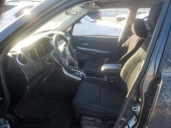 2006 Suzuki Grand Vitara XSport with VIN JS3TD944064102677, listed as a Copart auction lot 42830625 with 149,358 mi miles and Salvage title. Bid and sale history available at DreamBid. Image 7.
