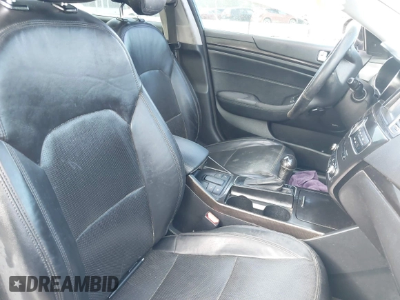 2015 Kia Cadenza Premium with VIN KNALN4D79F5195179, listed as a IAAI auction lot 41497523 with 258,695 mi miles. Bid and sale history available at carsss.com. Image 5.