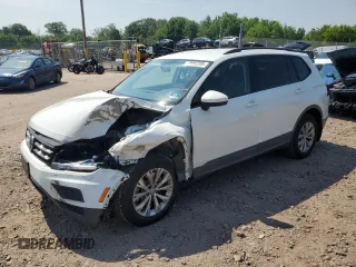 2020 Volkswagen Tiguan S z VIN 3VV0B7AXXLM030852, wystawiony jako Copart lot #60692205 z przebiegiem 78 990 mil mil oraz Szkoda całkowita • Salvage title. Historia ofert i sprzedaży dostępna na DreamBid. Obrazek 1.
