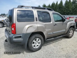 2005 Nissan Xterra SE z VIN 5N1AN08W55C657876, wystawiony jako Copart lot #61046265 z przebiegiem 136 572 mil mil oraz Szkoda całkowita • Salvage title. Historia ofert i sprzedaży dostępna na DreamBid. Obrazek 3.