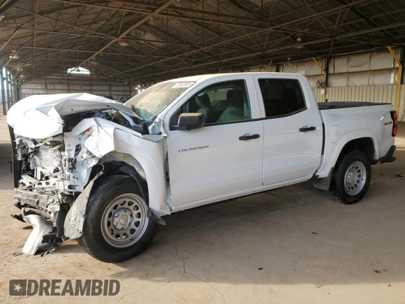 2024 Chevrolet Colorado 4WD Work Truck z VIN 1GCPTBEK1R1317174, wystawiony jako Copart lot #43582685 z przebiegiem Nie podano mil oraz Szkoda całkowita • Salvage title. Historia ofert i sprzedaży dostępna na DreamBid. Obrazek 1.