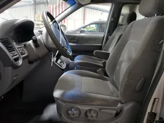 2003 Kia Sedona LX with VIN KNDUP131736467120, listed as a Copart auction lot 61992234 with 133,222 mi miles and Salvage Title. Bid and sale history available at carsss.com. Image 7.