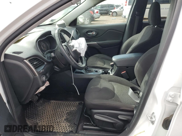 2019 Jeep Cherokee Latitude with VIN 1C4PJLCX9KD129940, listed as a Copart auction lot 49899125 with 48,175 mi miles and Salvage title. Bid and sale history available at DreamBid. Image 7.